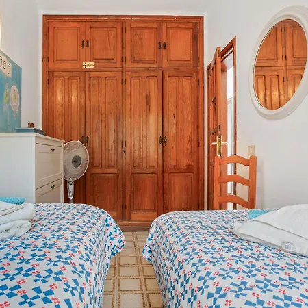 The House Lanzarote * تياس