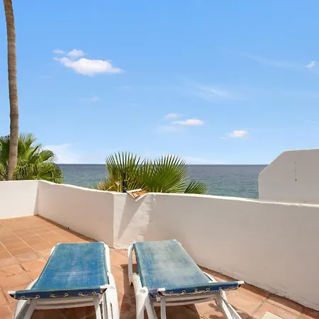 The House Lanzarote Villa *