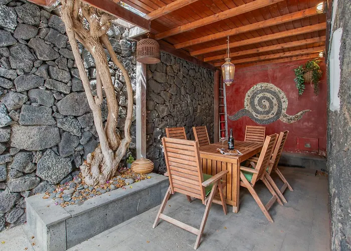 The House Lanzarote Villa Tias