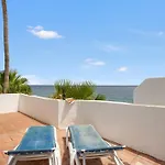 The House Lanzarote Vila *